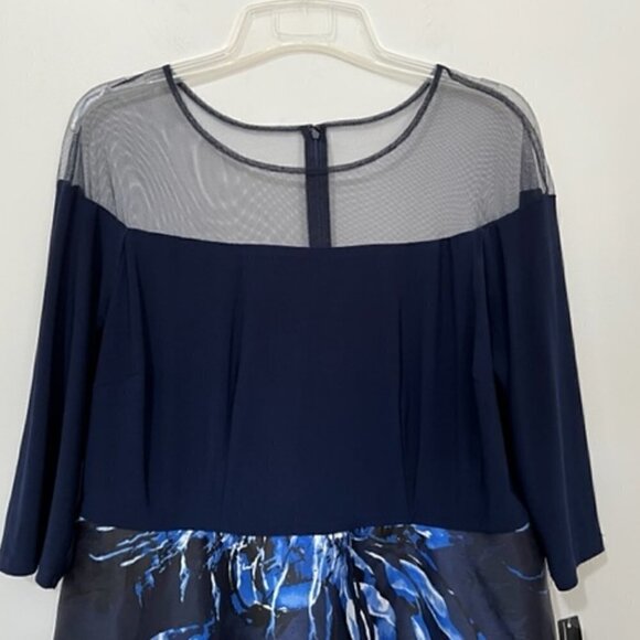 r&m Richards Woman Blue Floral A-Line Dress - Picture 3 of 7